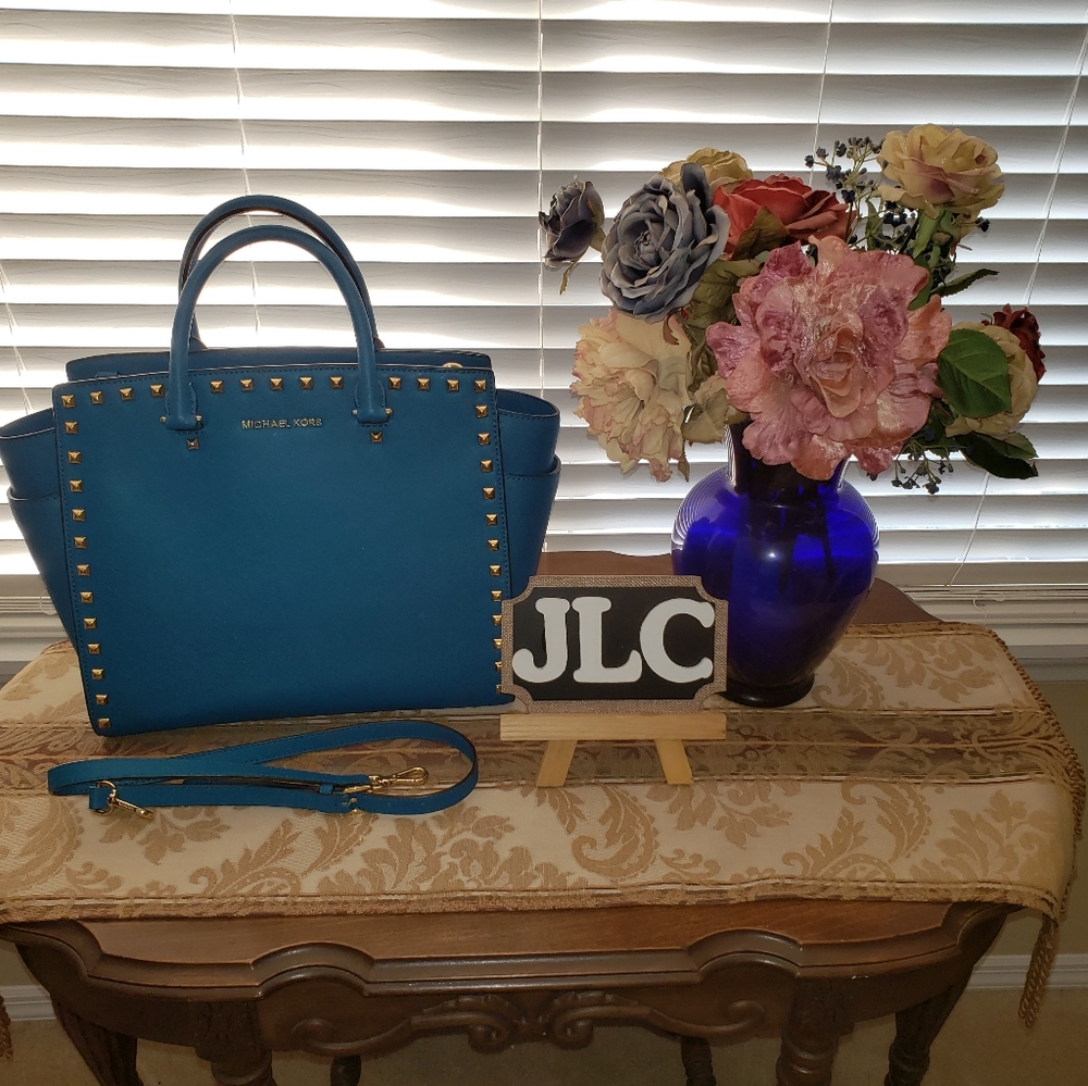 Large Michael Kors Purse